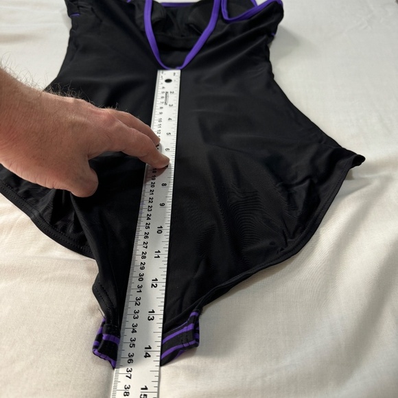 ROOTS Women's One Piece Swimsuit Purple/Black Size‎ 6 Bathing Suit Padded Cups - Picture 13 of 14